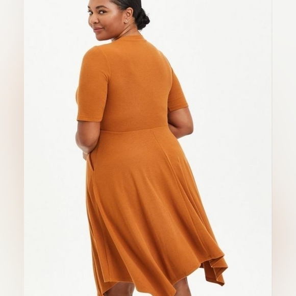 Torrid Midi Super Soft Rib Hanky Hem Dress Size 1/1X NWT - Picture 4 of 9